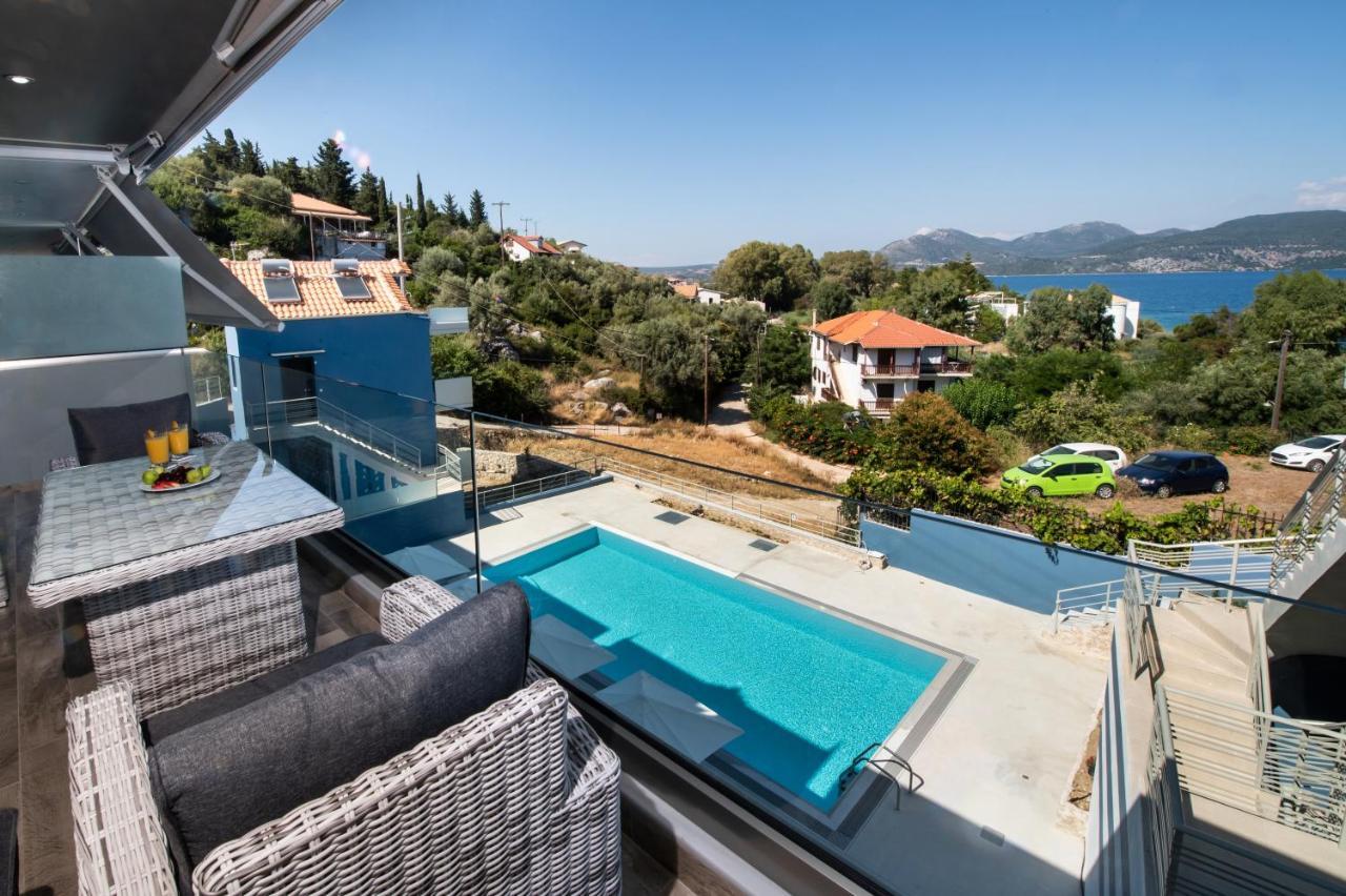 Blue House Luxury Apartment Nikiana Buitenkant foto