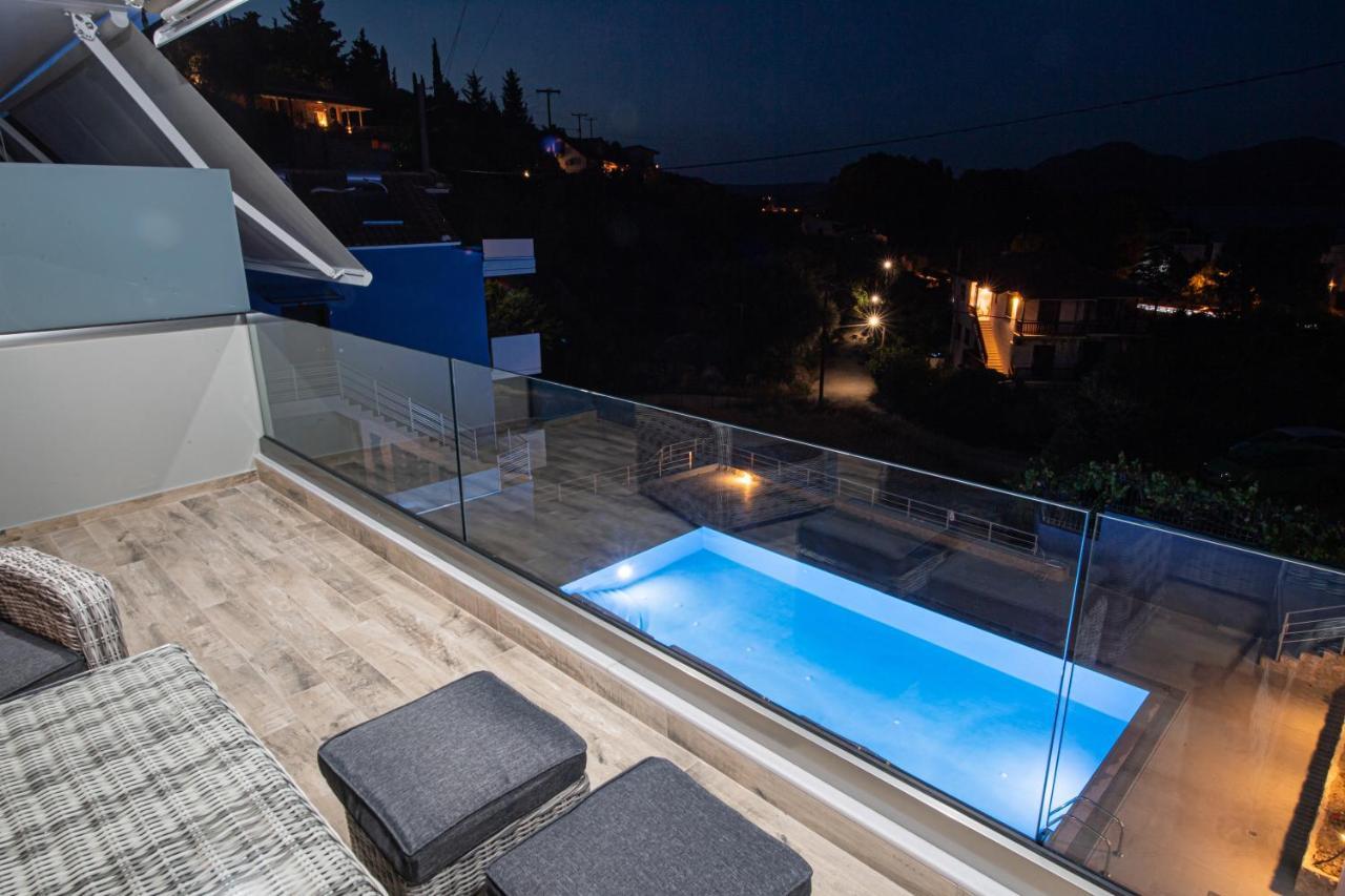 Blue House Luxury Apartment Nikiana Buitenkant foto