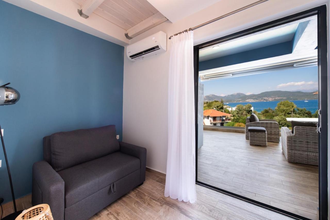 Blue House Luxury Apartment Nikiana Buitenkant foto