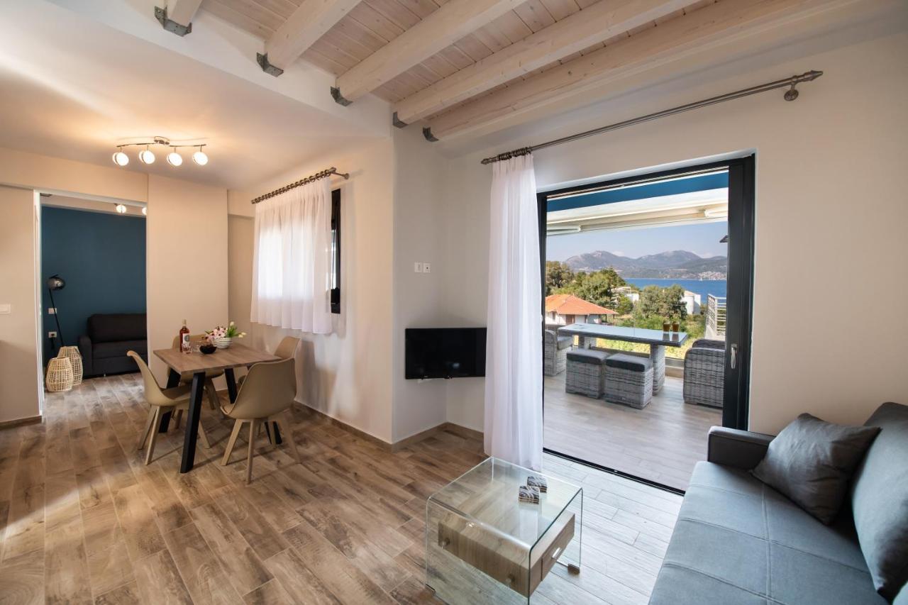 Blue House Luxury Apartment Nikiana Buitenkant foto